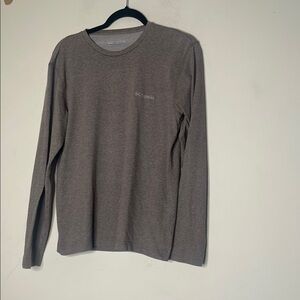 Columbia women’s Gray Long Sleeve Shirt